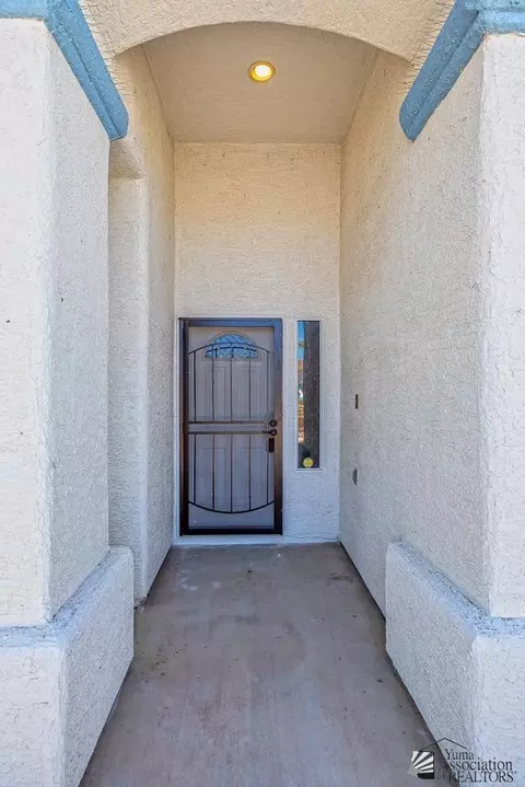 Entry Way - 10609 E 36 St, Yuma, AZ 85365 photo 1 of 2