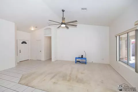 Living - 10609 E 36 St, Yuma, AZ 85365 photo 2 of 3