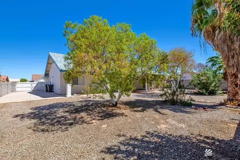 Exterior - 10609 E 36 St, Yuma, AZ 85365 photo 7 of 12