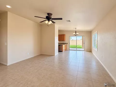 Living - 10142 E 33 St, Yuma, AZ 85365 photo 2 of 4