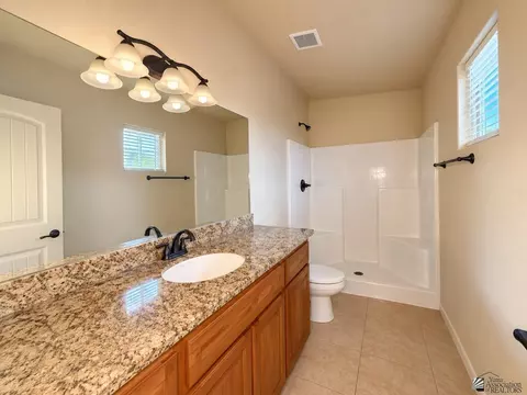 Bath - 10142 E 33 St, Yuma, AZ 85365 photo 1 of 2