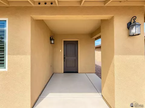 Exterior - 10142 E 33 St, Yuma, AZ 85365 photo 3 of 11