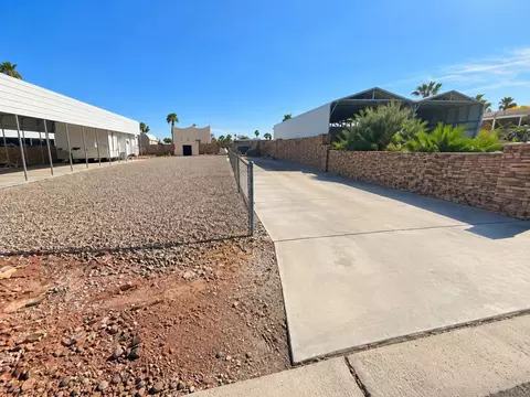 13555 E 46 Dr, Yuma, AZ 85367 photo 4