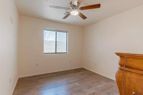 Bedroom - 12650 E 46 St, Yuma, AZ 85367 photo 2 of 2