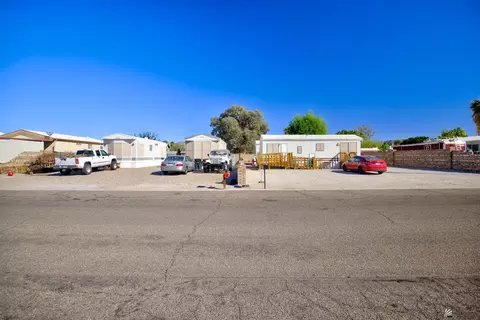 Exterior - 11451 S Hunter Ave, Yuma, AZ 85367 photo 5 of 5