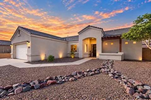 Exterior - 10216 E 39 Pl, Yuma, AZ 85365 photo 4 of 11