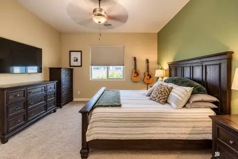 Bedroom - 10216 E 39 Pl, Yuma, AZ 85365 photo 1 of 7