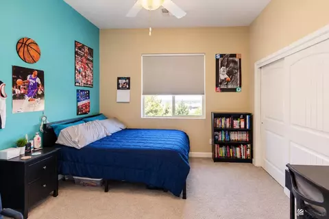 Bedroom - 10216 E 39 Pl, Yuma, AZ 85365 photo 6 of 7