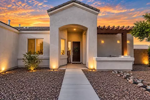 Exterior - 10216 E 39 Pl, Yuma, AZ 85365 photo 5 of 11