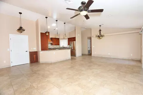 Living - 14704 E 53 St, Yuma, AZ 85367 photo 1 of 3