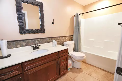 Bath - 14704 E 53 St, Yuma, AZ 85367 photo 3 of 3