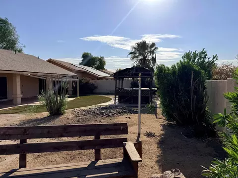 Exterior - 10563 E 36 Pl, Yuma, AZ 85365 photo 5 of 7