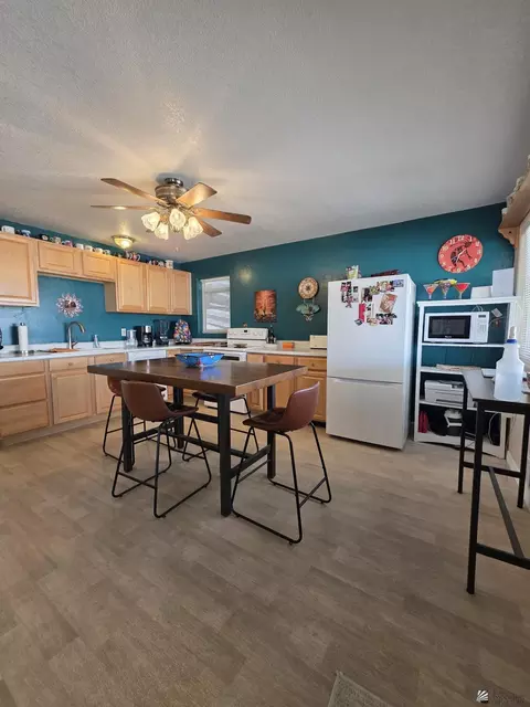 Kitchen - 13641 E 52 Dr, Yuma, AZ 85367 photo 1 of 3