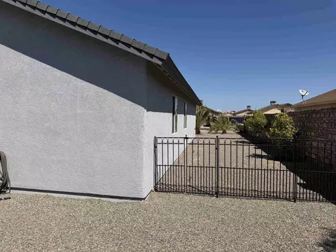 Exterior - 9587 E 38 Pl, Yuma, AZ 85365 photo 11 of 12