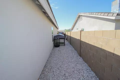 Exterior - 11630 E 33 Way, Yuma, AZ 85367 photo 9 of 10