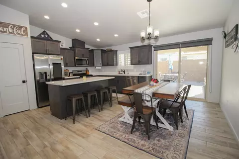 Kitchen - 11630 E 33 Way, Yuma, AZ 85367 photo 4 of 5
