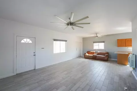 Living - 12513 E 45 Ln, Yuma, AZ 85367 photo 3 of 3