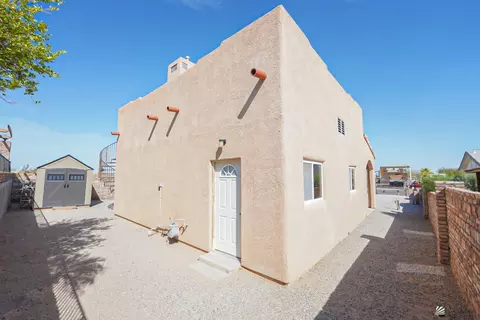 Exterior - 12513 E 45 Ln, Yuma, AZ 85367 photo 7 of 8