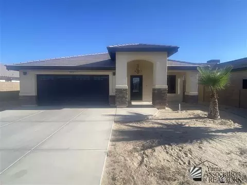 2404 E Uribe St, San Luis, AZ 85336
