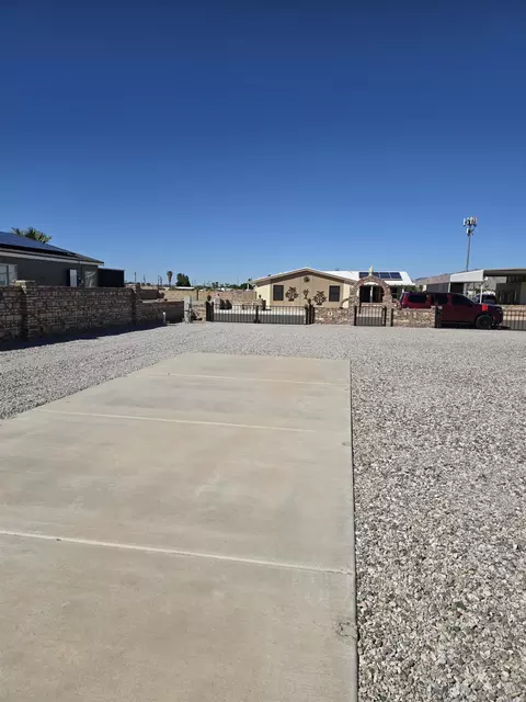 13171 E 45 Dr, Yuma, AZ 85367 photo 2