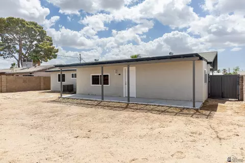 Exterior - 1400 E 23 St, Yuma, AZ 85365 photo 4 of 5