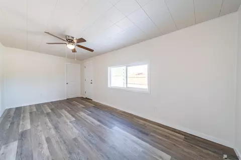 Living - 1400 E 23 St, Yuma, AZ 85365 photo 5 of 5