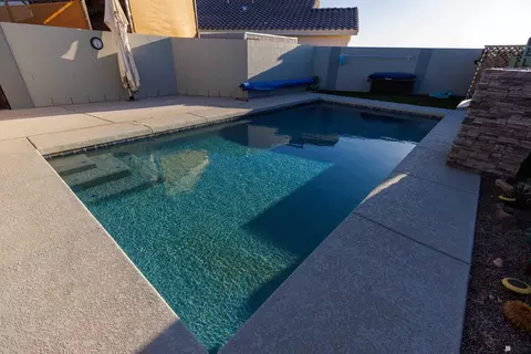 Exterior - 12530 E 48 Dr, Yuma, AZ 85367 photo 5 of 8