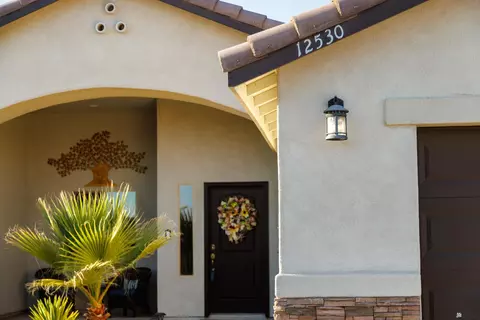 Exterior - 12530 E 48 Dr, Yuma, AZ 85367 photo 3 of 8