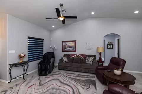 Living - 12530 E 48 Dr, Yuma, AZ 85367 photo 1 of 2