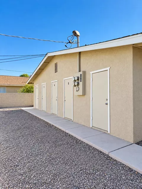 148 S 20 Ave, Yuma, AZ 85364 photo 3