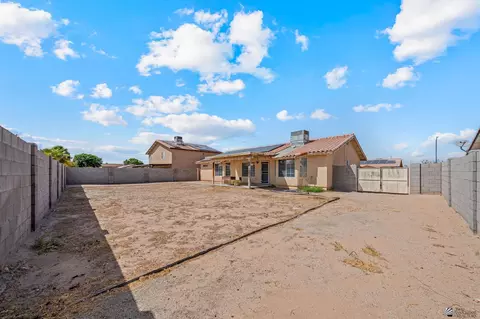 Exterior - 8735 E 24 Ln, Yuma, AZ 85365 photo 3 of 6