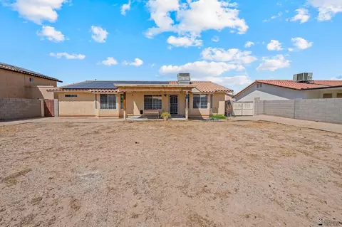 Exterior - 8735 E 24 Ln, Yuma, AZ 85365 photo 4 of 6