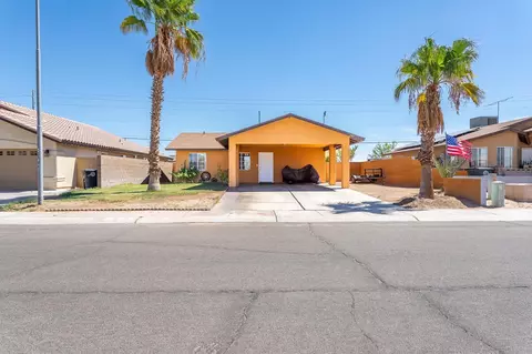 541 N Montano Dr, San Luis, AZ 85336