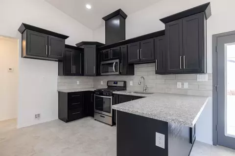 Kitchen - 12630 E Jerome Ave, Yuma, AZ 85367 photo 1 of 1