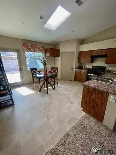 Kitchen - 7162 E 39 Pl, Yuma, AZ 85365 photo 1 of 2