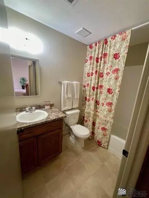 Bath - 7162 E 39 Pl, Yuma, AZ 85365 photo 1 of 2