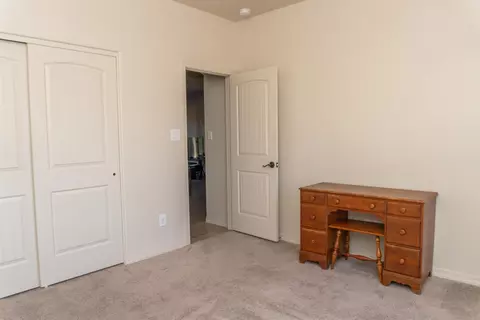 Bedroom - 12670 E 49 Dr, Yuma, AZ 85367 photo 4 of 5