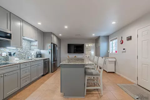 Kitchen - 13441 E 53 St, Yuma, AZ 85367 photo 1 of 6