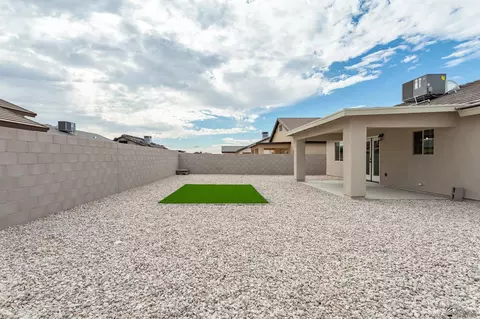 Exterior - 10771 E 45 Pl, Yuma, AZ 85367 photo 7 of 7