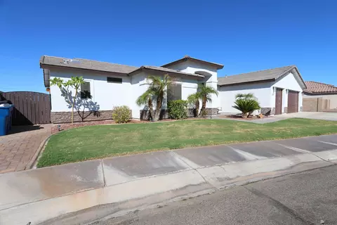 11284 S Sally Dr, Yuma, AZ 85367