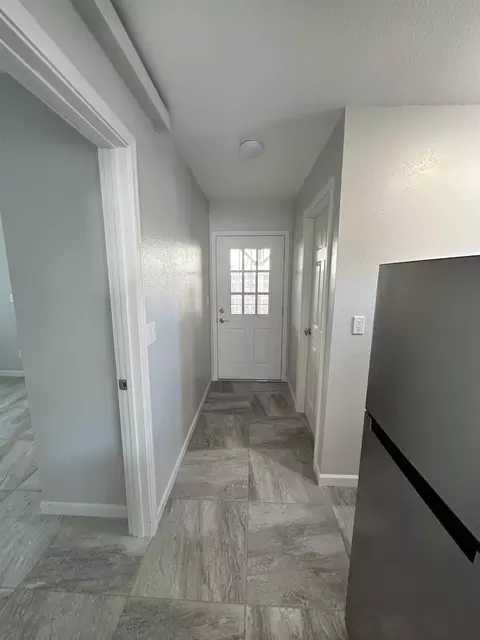 Entry Way - 13727 E 49 St, Yuma, AZ 85367 photo 2 of 2