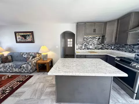 Kitchen - 13727 E 49 St, Yuma, AZ 85367 photo 4 of 7