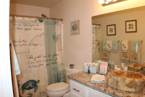 Bath - 10739 E 39 St, Yuma, AZ 85365 photo 4 of 4