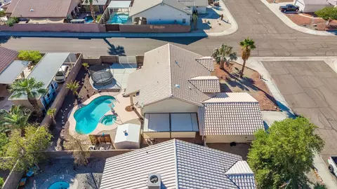 View/Area - 10667 E 38 Pl, Yuma, AZ 85365 photo 3 of 10