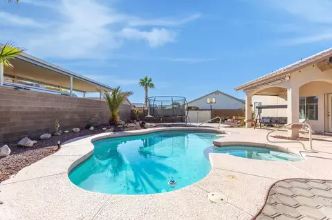 Exterior - 10667 E 38 Pl, Yuma, AZ 85365 photo 3 of 7