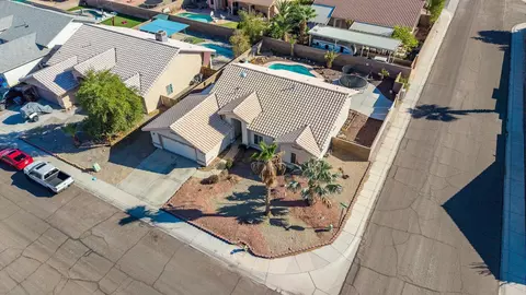View/Area - 10667 E 38 Pl, Yuma, AZ 85365 photo 6 of 10