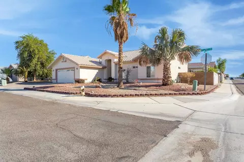 Exterior - 10667 E 38 Pl, Yuma, AZ 85365 photo 2 of 7
