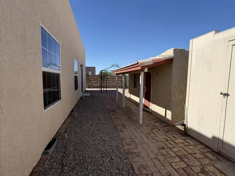 Exterior - 12550 E 46 Dr, Yuma, AZ 85367 photo 9 of 12