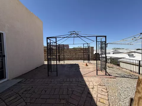 Exterior - 12550 E 46 Dr, Yuma, AZ 85367 photo 11 of 12