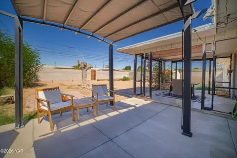 Exterior - 1070 E 26th Pl, Yuma, AZ 85365 photo 4 of 11